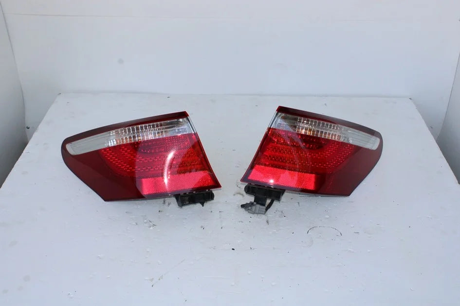JDM 2007-2009 LEXUS LS460 LEFT AND RIGHT OUTER TAIL LIGHTS