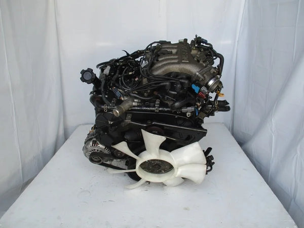 JDM 1999-2000 NISSAN QX4 3.3L V6 ENGINE ( VG33.ENG )