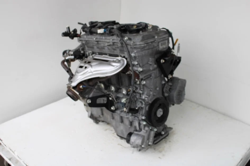 JDM 2010-2015 TOYOTA PRIUS 1.8L HYBRID ENGINE ( 2ZRFXE.ENG )